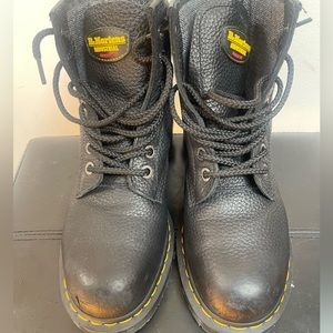 DR MARTEN WORK BOOTS W/ SAFETY TOE